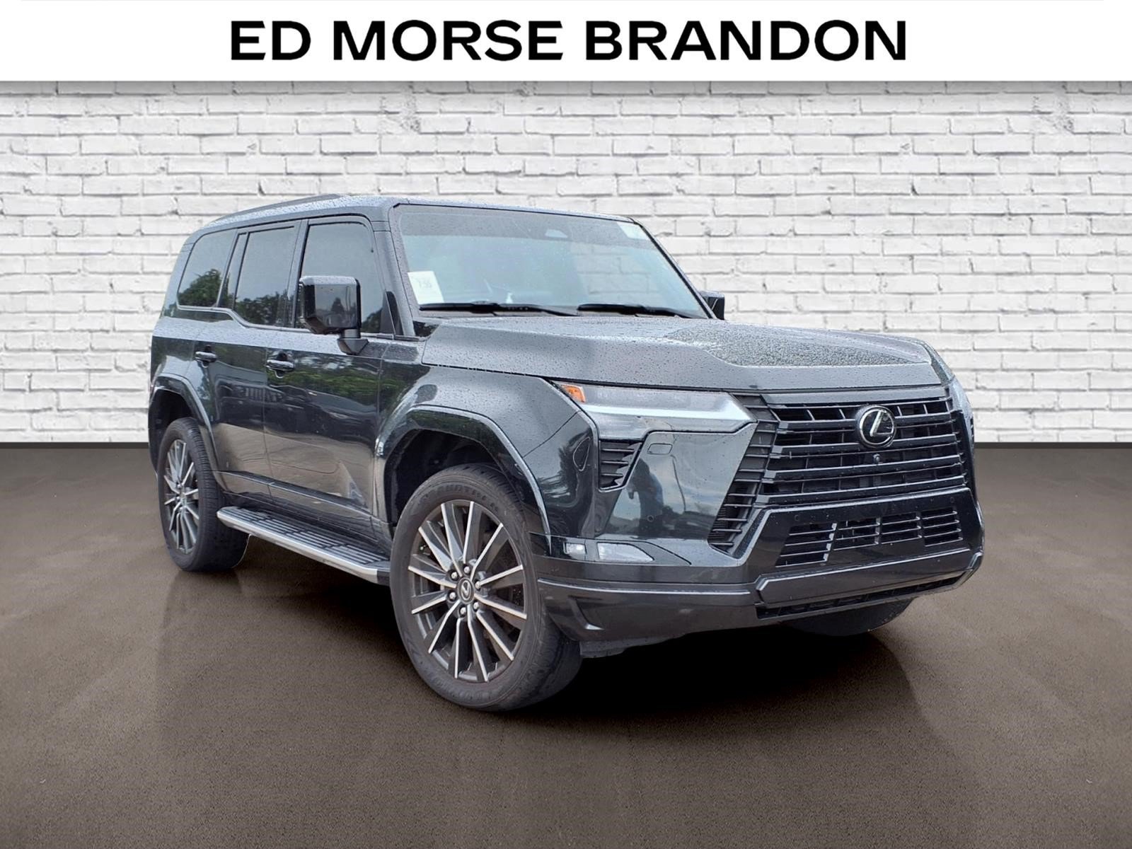 Used 2024 Lexus GX 550 w/ Accessory Package (2T) AWD/4WD image 3