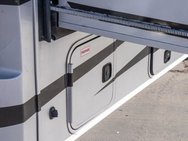 Used 2022 Mercedes-Benz Sprinter 3500 image 34