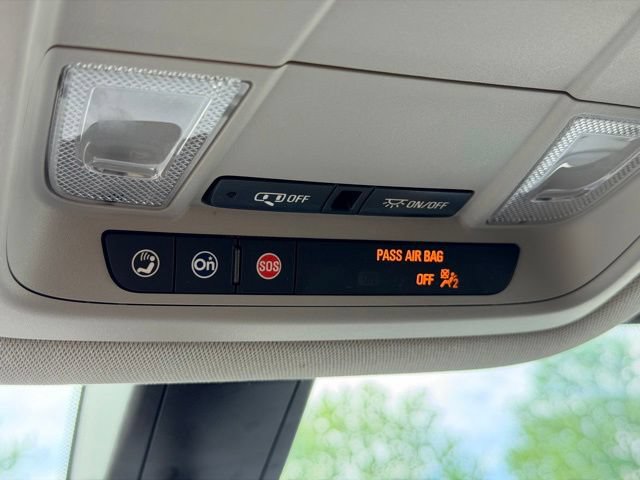 Used 2020 GMC Acadia SLE w/ Driver Convenience Package FWD image 18