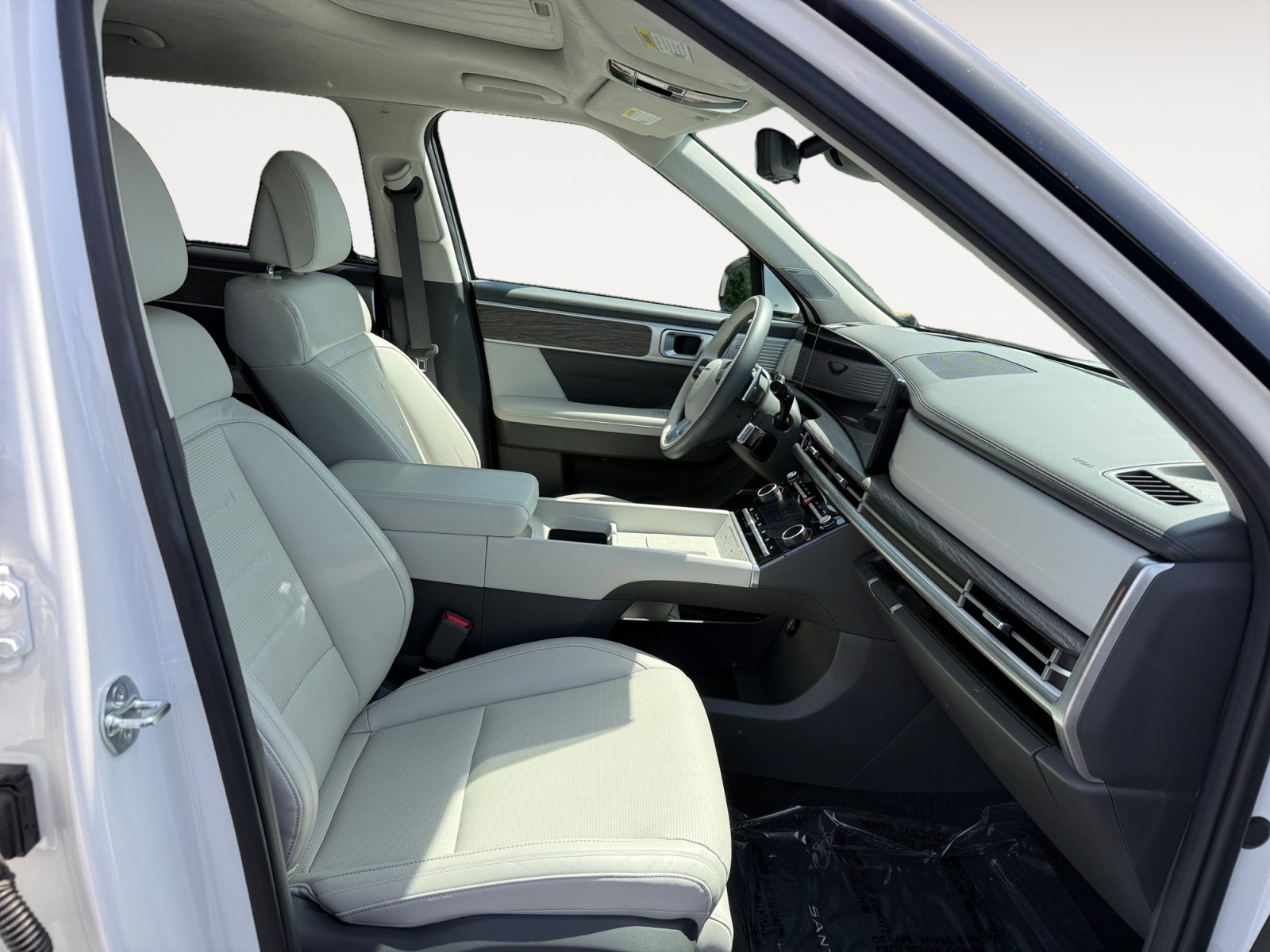Used 2025 Hyundai Santa Fe Calligraphy AWD/4WD image 19