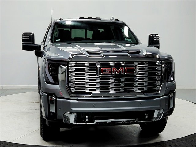 New 2026 GMC Sierra 2500 Denali w/ Denali Reserve Package image 2
