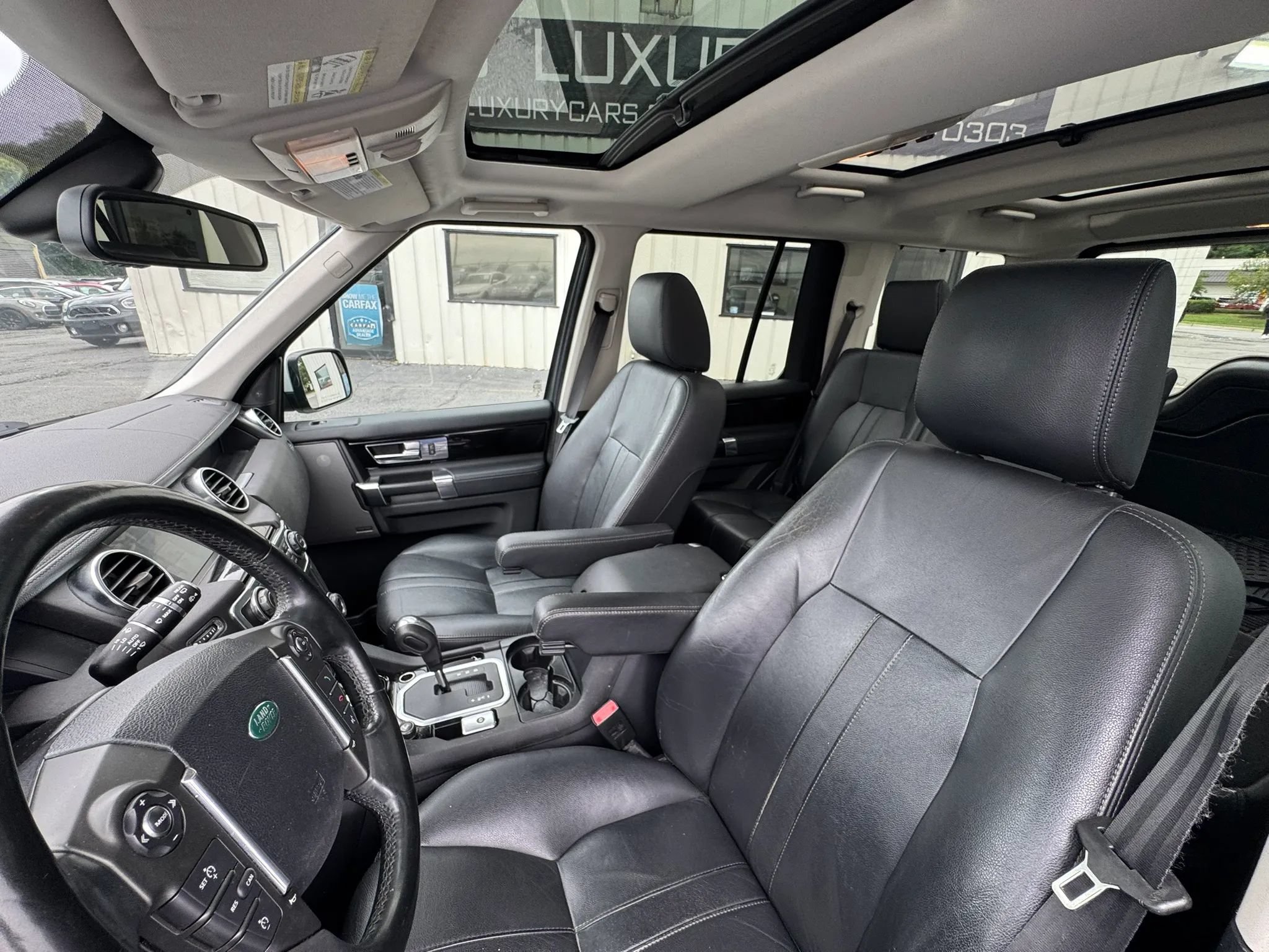 Used 2012 Land Rover LR4 HSE AWD/4WD image 11