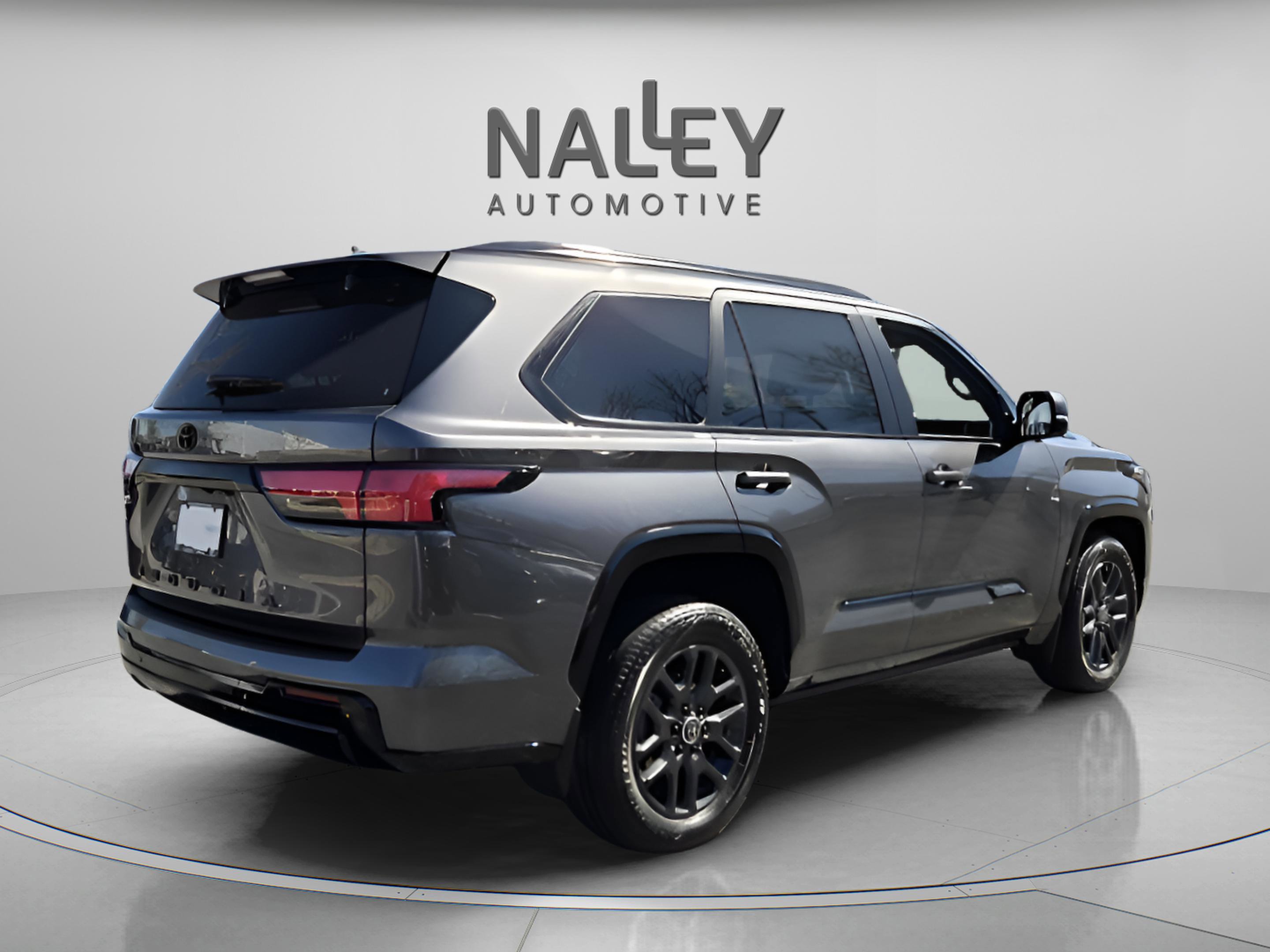 Certified 2024 Toyota Sequoia Platinum image 5