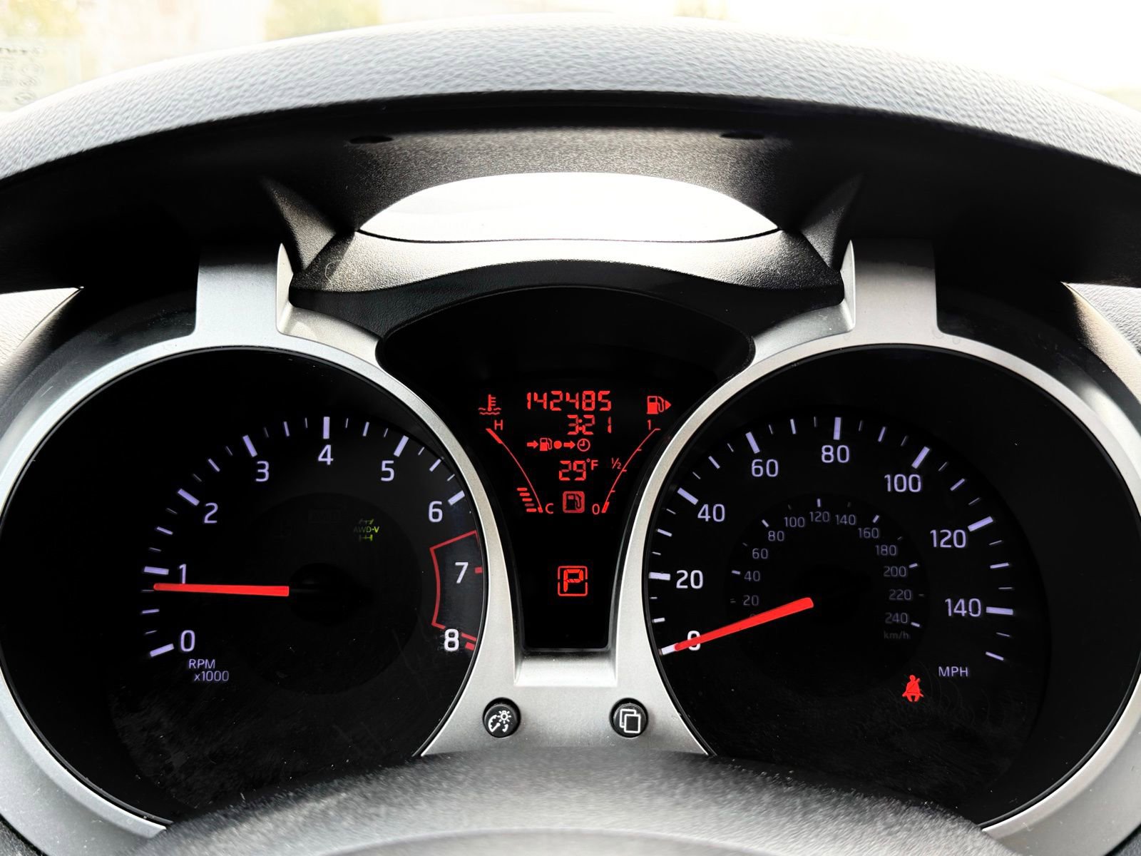 Used 2014 Nissan Juke SV w/ Navigation Package image 33