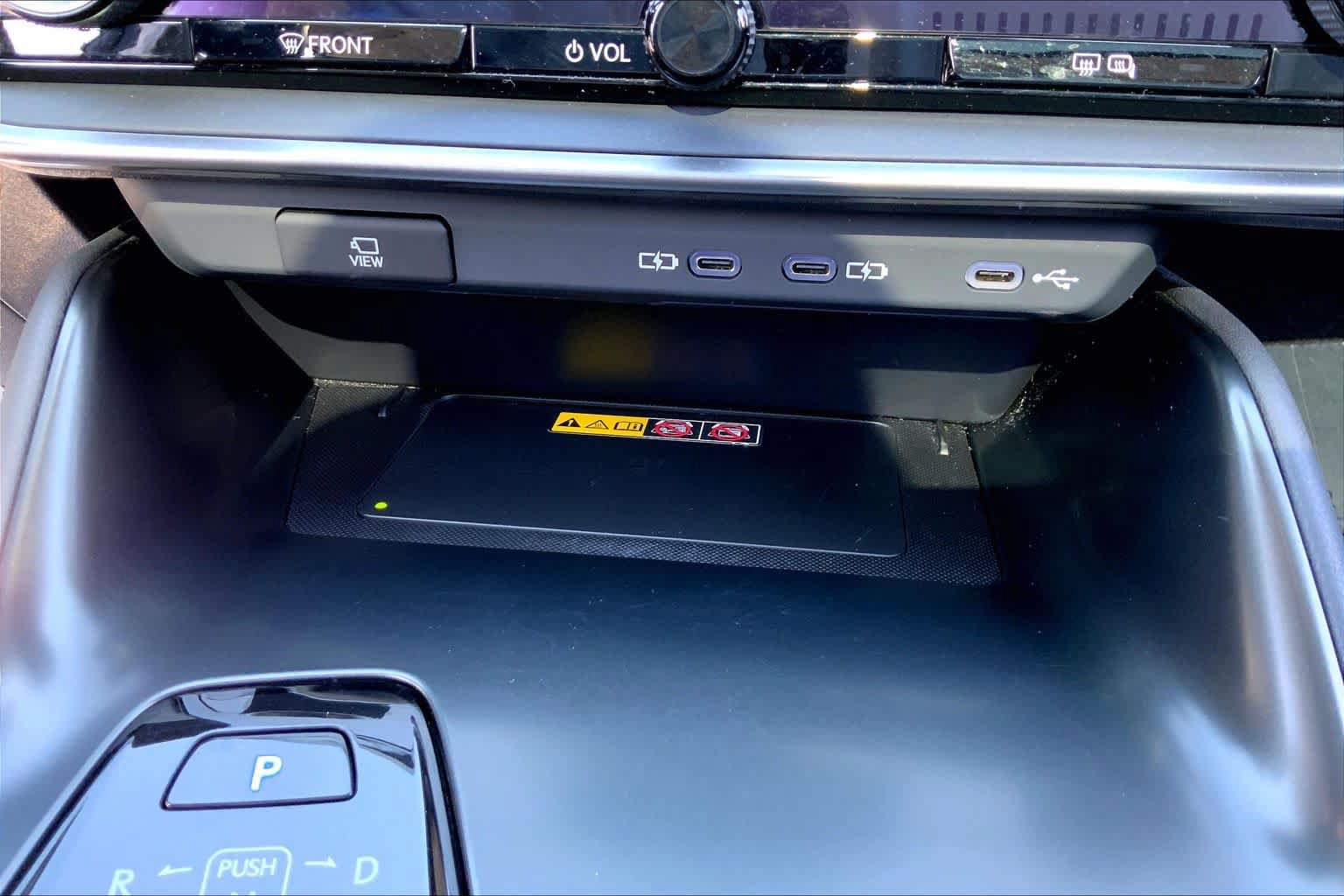 Used 2024 Lexus RZ 300e Premium w/ Accessory Package (2T) FWD image 33