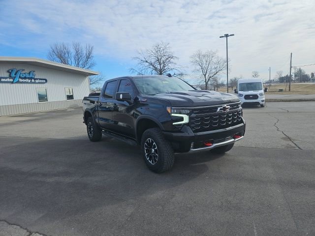 Used 2023 Chevrolet Silverado 1500 ZR2 w/ Technology Package image 4