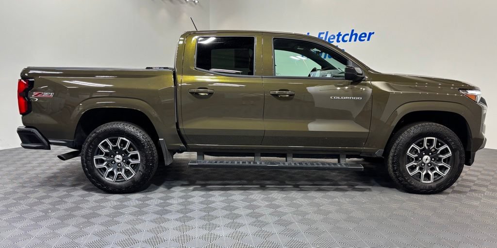 Used 2023 Chevrolet Colorado Z71 AWD/4WD image 6