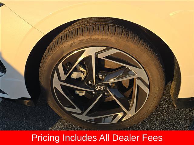 Used 2026 Hyundai Sonata SEL FWD image 3
