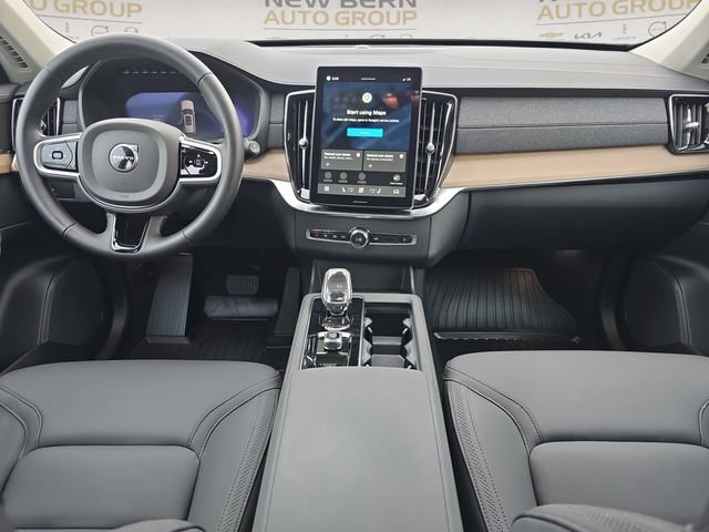 Used 2025 Volvo XC90 B6 Core AWD/4WD image 10