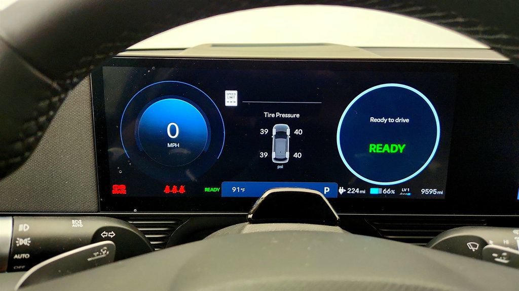 Used 2025 Hyundai Ioniq 5 Limited RWD image 15