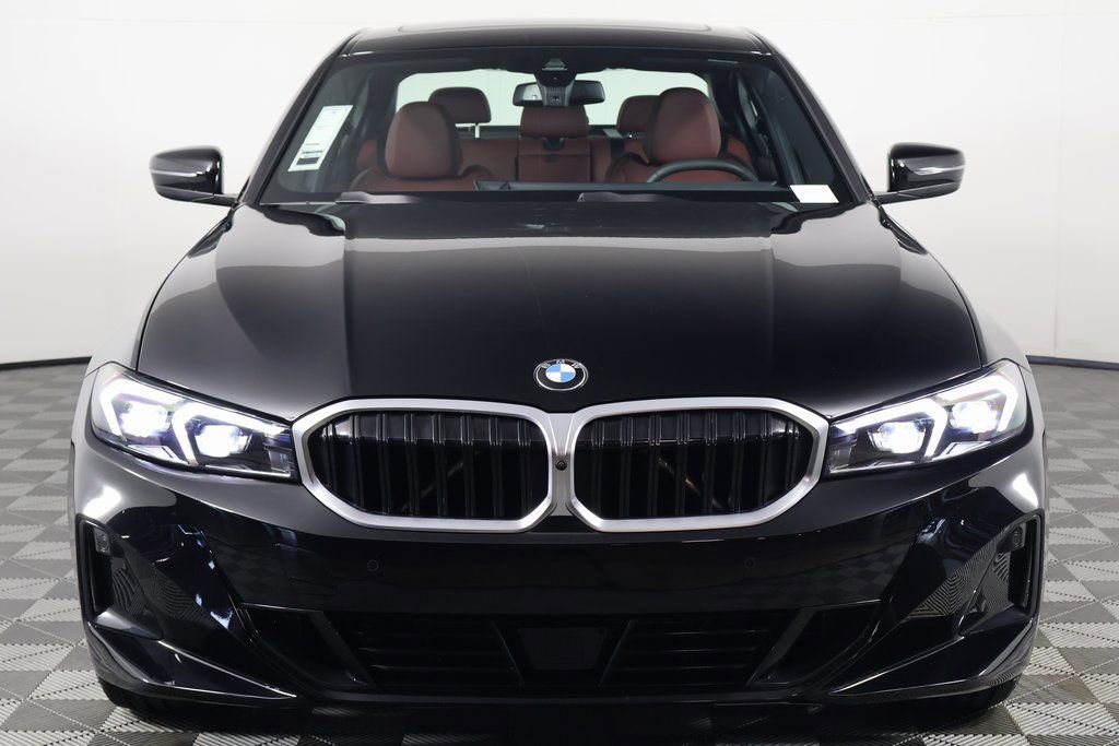 Used 2025 BMW 330i Sedan w/ Premium Package image 2