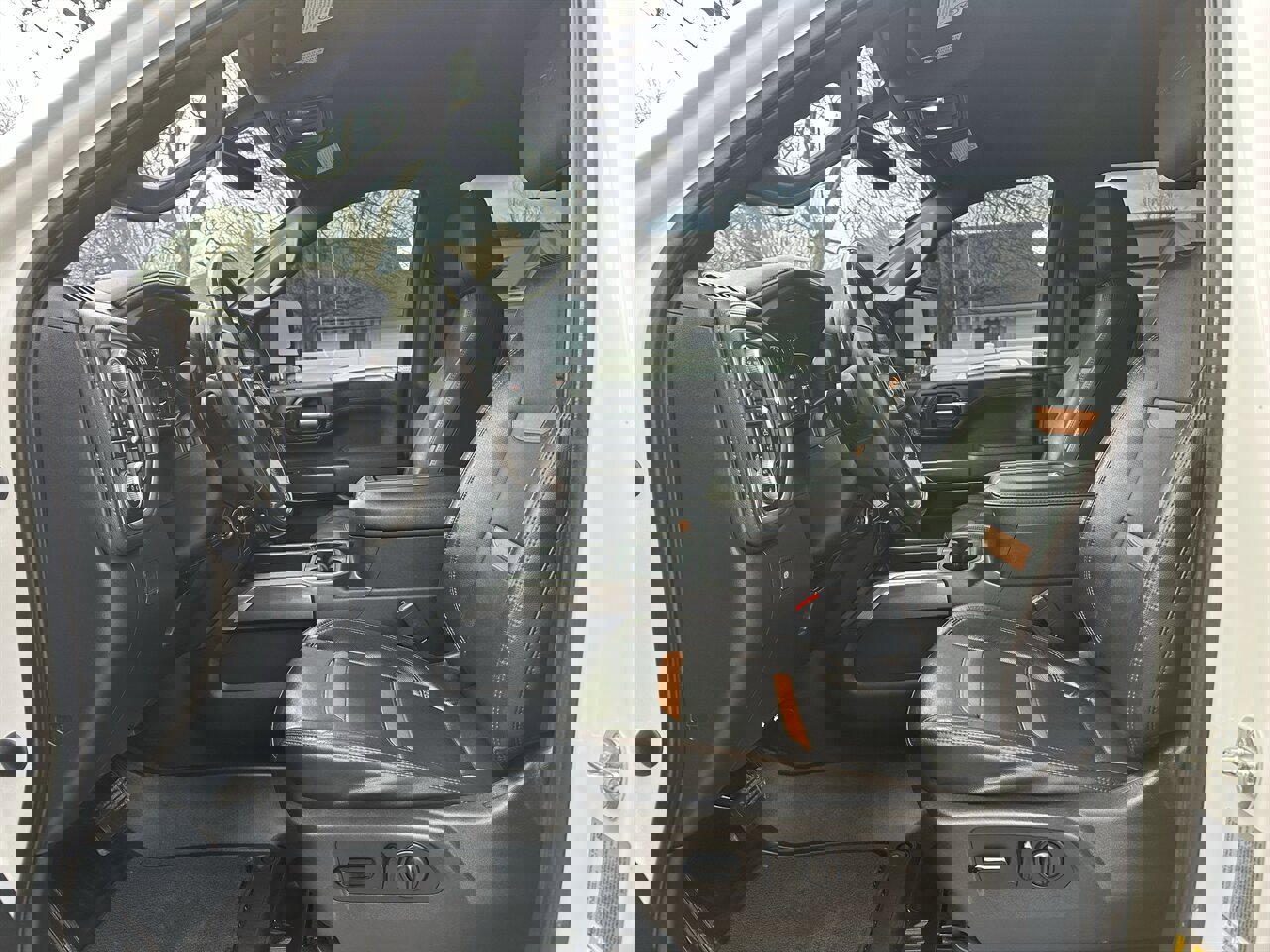 Used 2021 GMC Sierra 2500 AT4 w/ Gooseneck/5TH Wheel Package image 45