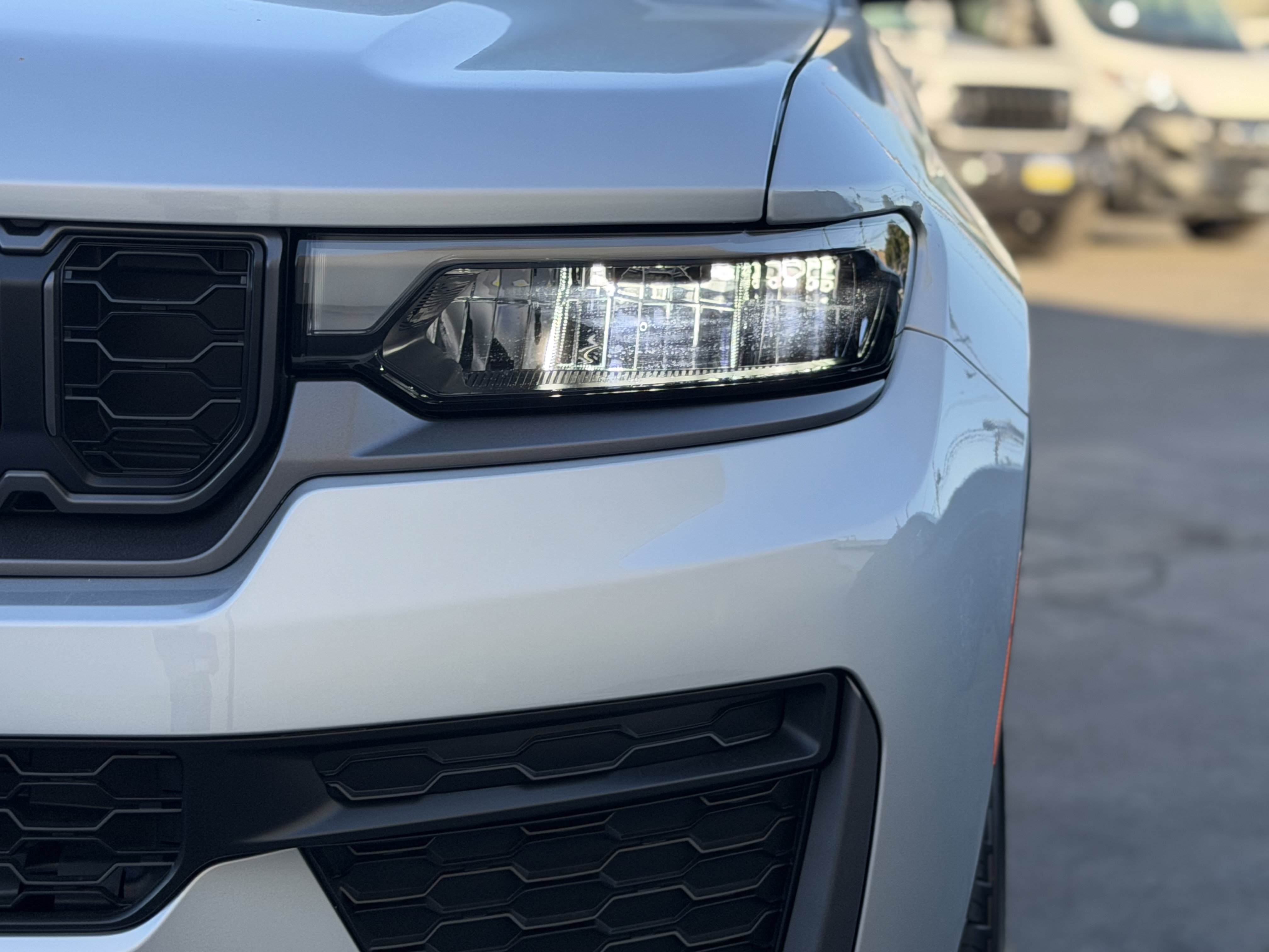 New 2026 Jeep Grand Cherokee Altitude RWD image 13