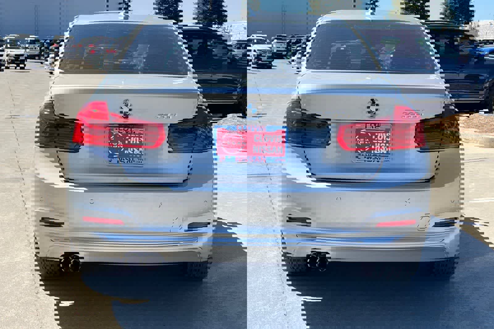 Used 2017 BMW 330i Sedan image 8