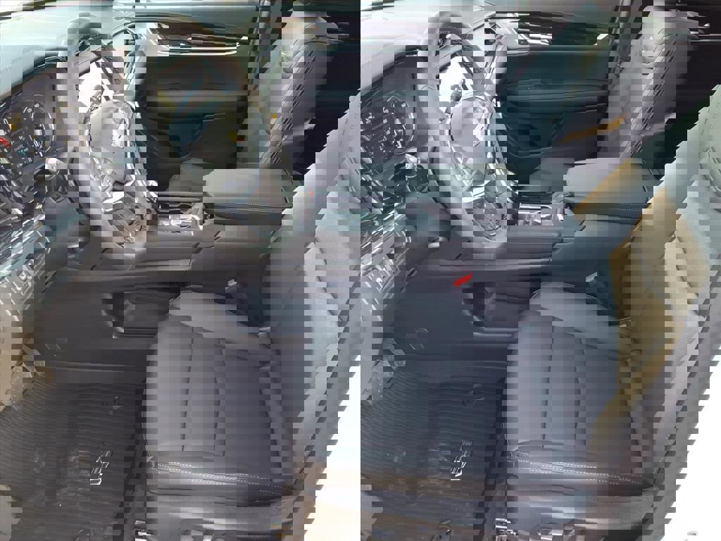 New 2025 Cadillac XT5 Premium Luxury w/ LPO, Floor Liner Package image 6