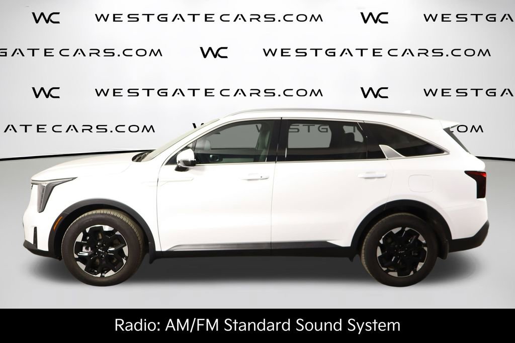 Used 2025 Kia Sorento S FWD image 5