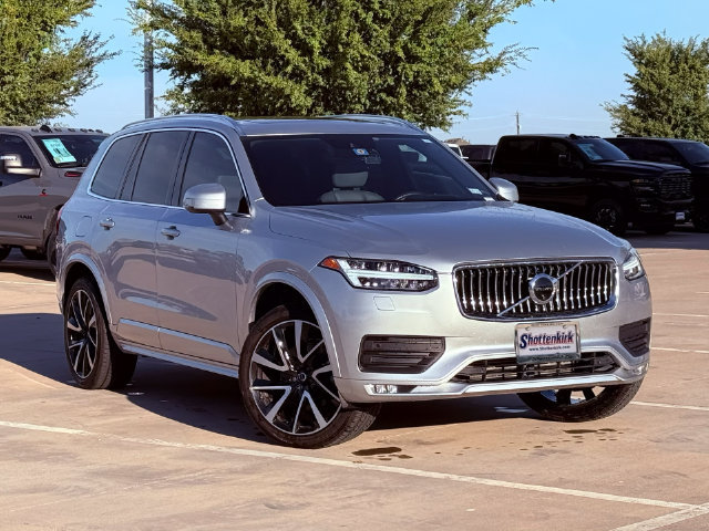 Used 2020 Volvo XC90 T6 Momentum w/ Protection Package Premier AWD/4WD image 6