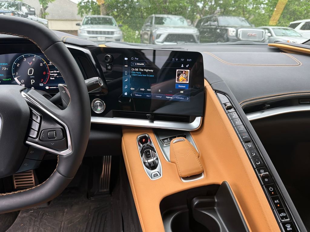 Used 2024 Chevrolet Corvette Stingray Preferred Cpe w/ Z51 Performance Package image 18