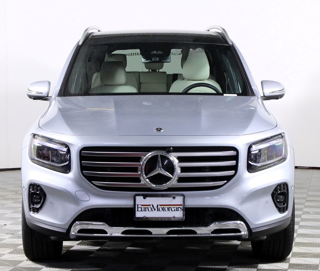 Certified 2026 Mercedes-Benz GLB 250 4MATIC image 2
