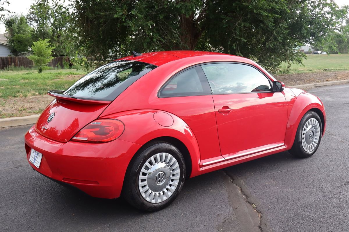 Used 2016 Volkswagen Beetle 1.8T SE image 4