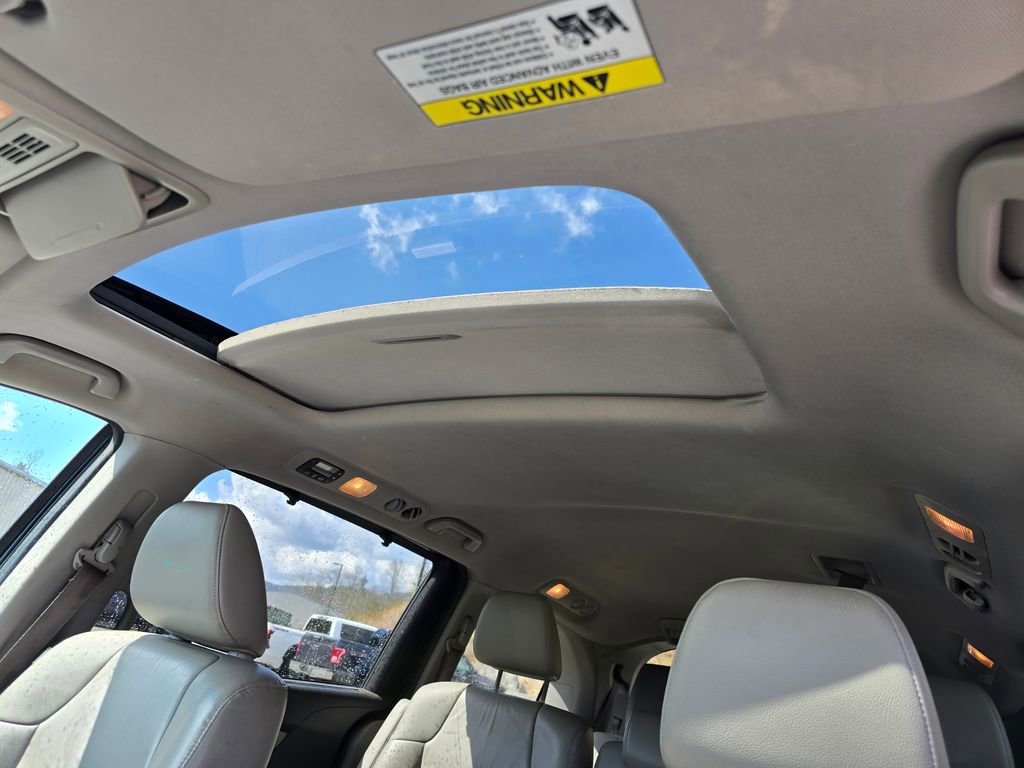 Used 2015 Honda Odyssey EX-L image 11