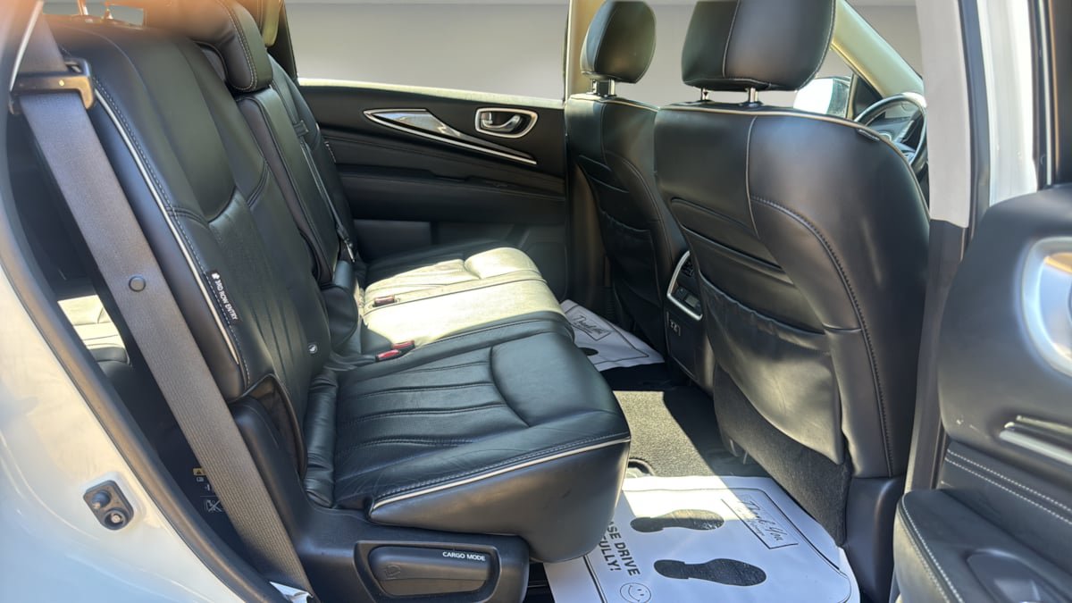 Used 2019 INFINITI QX60 Luxe w/ Essential Package AWD/4WD image 14