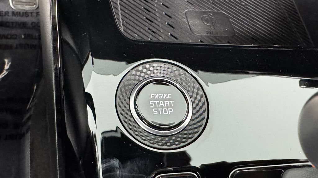 New 2026 Kia Niro SX Touring FWD image 24