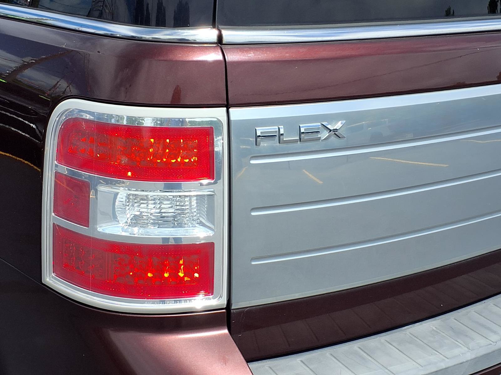 Used 2012 Ford Flex Limited AWD/4WD image 25