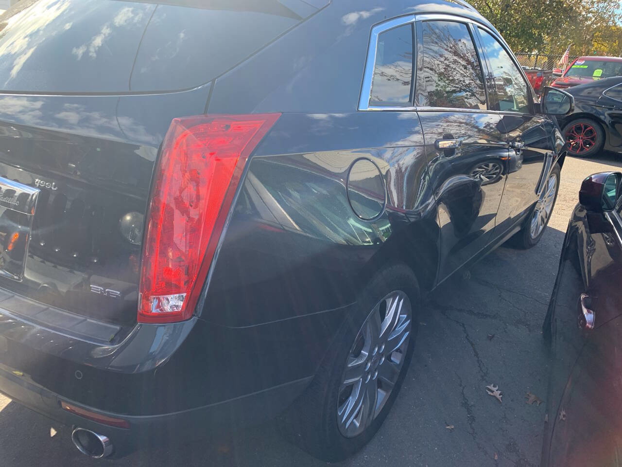 Used 2016 Cadillac SRX Performance w/ Driver Awareness Package AWD/4WD image 4