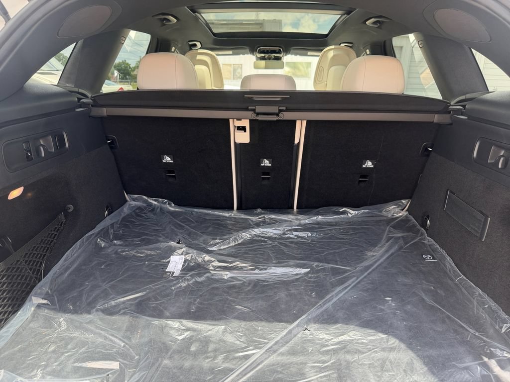 Certified 2025 Mercedes-Benz GLC 300 4MATIC image 23