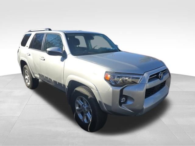 Used 2024 Toyota 4Runner SR5 image 7