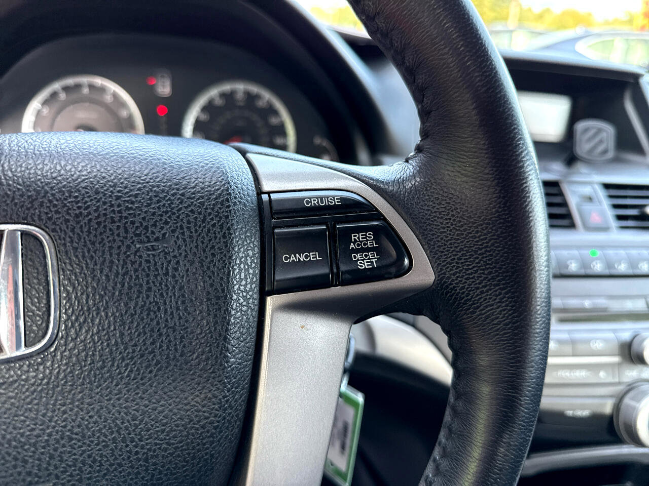 Used 2011 Honda Accord SE image 16