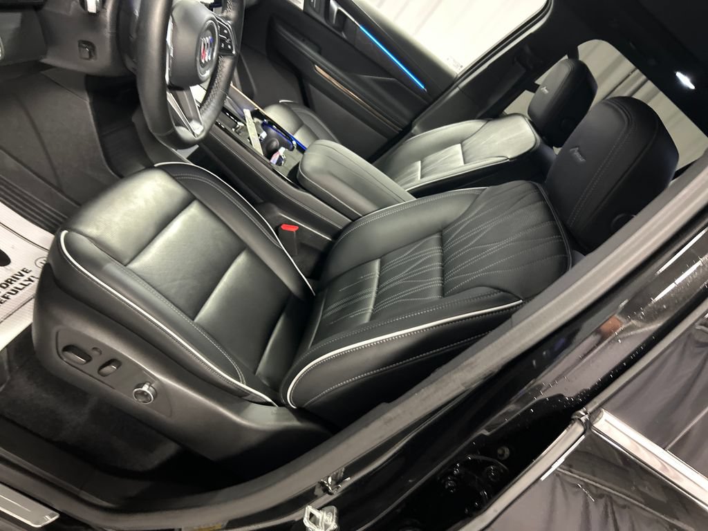 Used 2026 Buick Enclave Avenir w/ Super Cruise Package FWD image 12