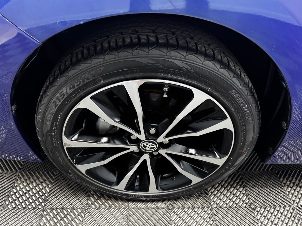 Used 2018 Toyota Corolla SE w/ Body Protection Package FWD image 21