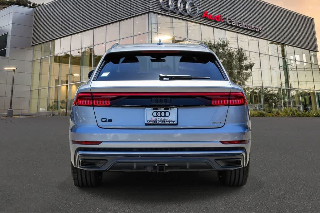 Used 2021 Audi Q8 Premium Plus w/ Premium Plus Package AWD/4WD image 3