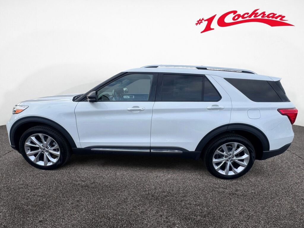 Used 2022 Ford Explorer Platinum w/ Technology Package image 4