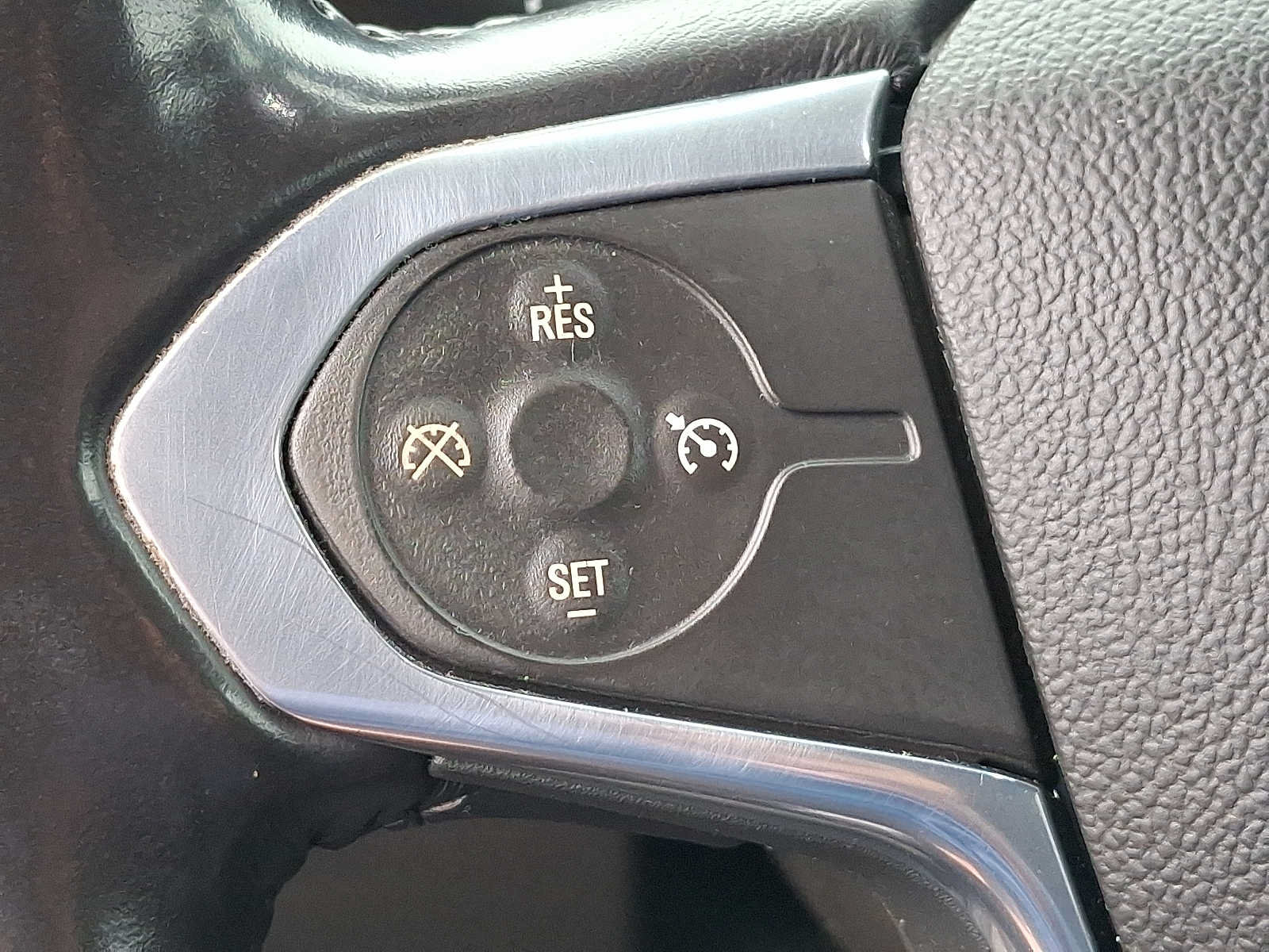 Used 2021 Chevrolet Traverse LT AWD/4WD image 20