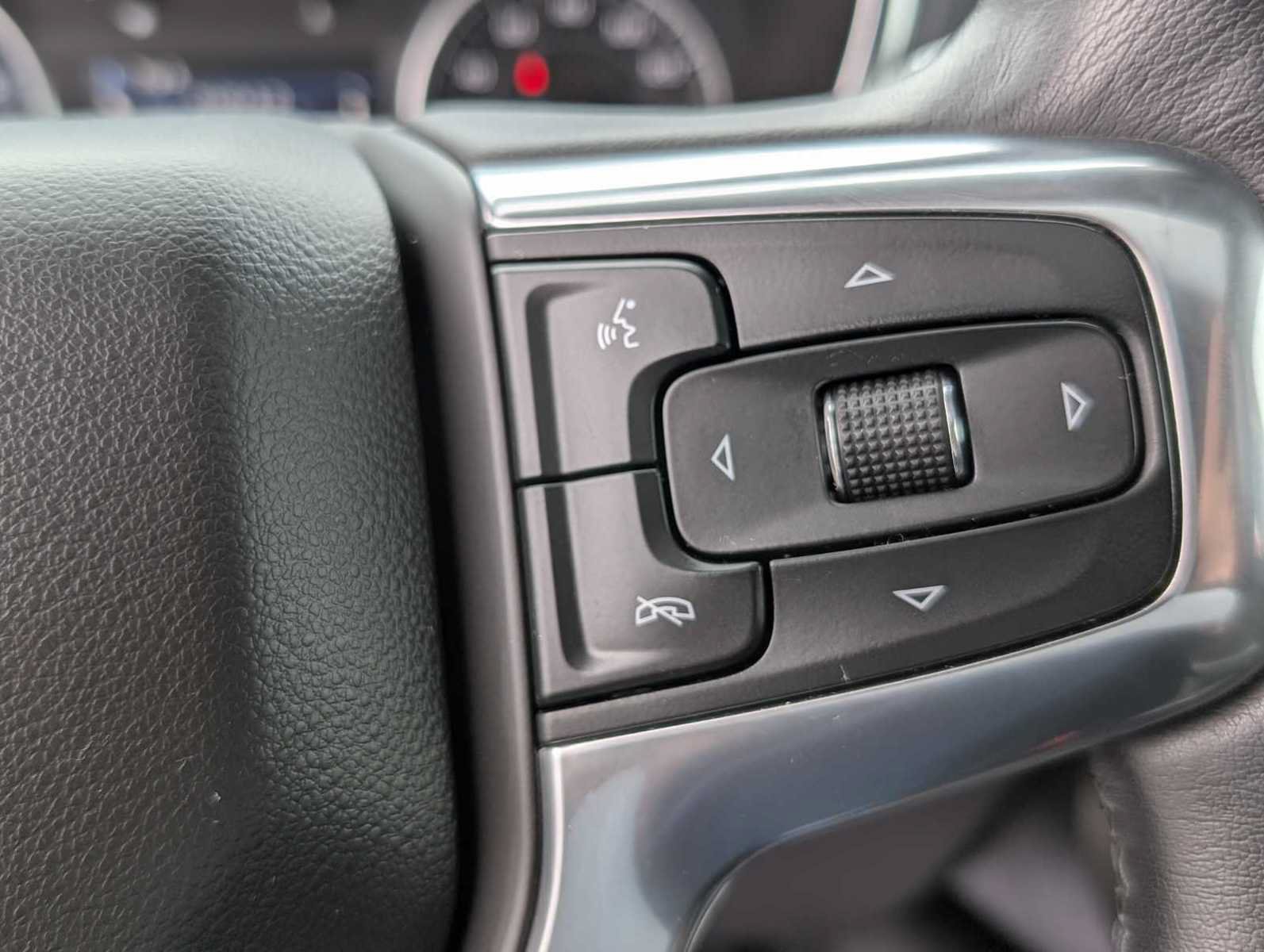 Used 2019 Chevrolet Blazer LT AWD/4WD image 34