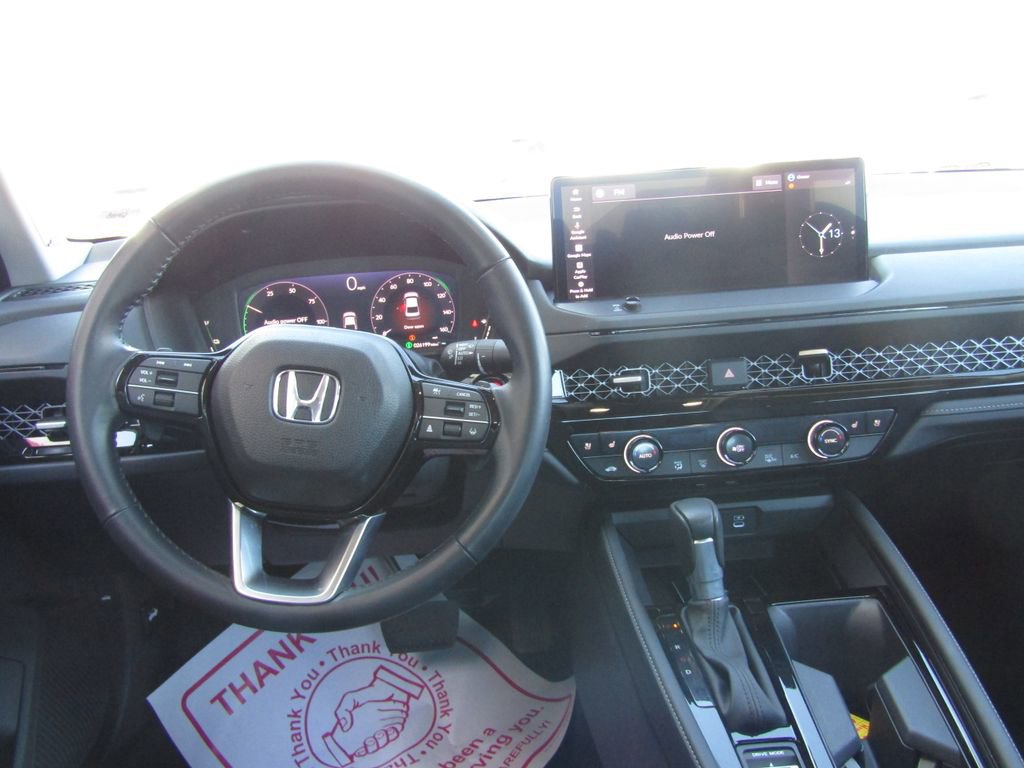Used 2024 Honda Accord Touring image 5