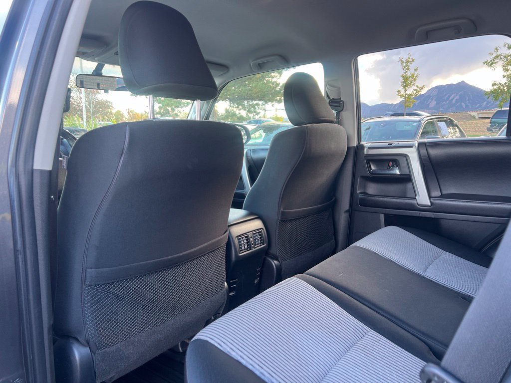 Used 2017 Toyota 4Runner SR5 RWD image 18