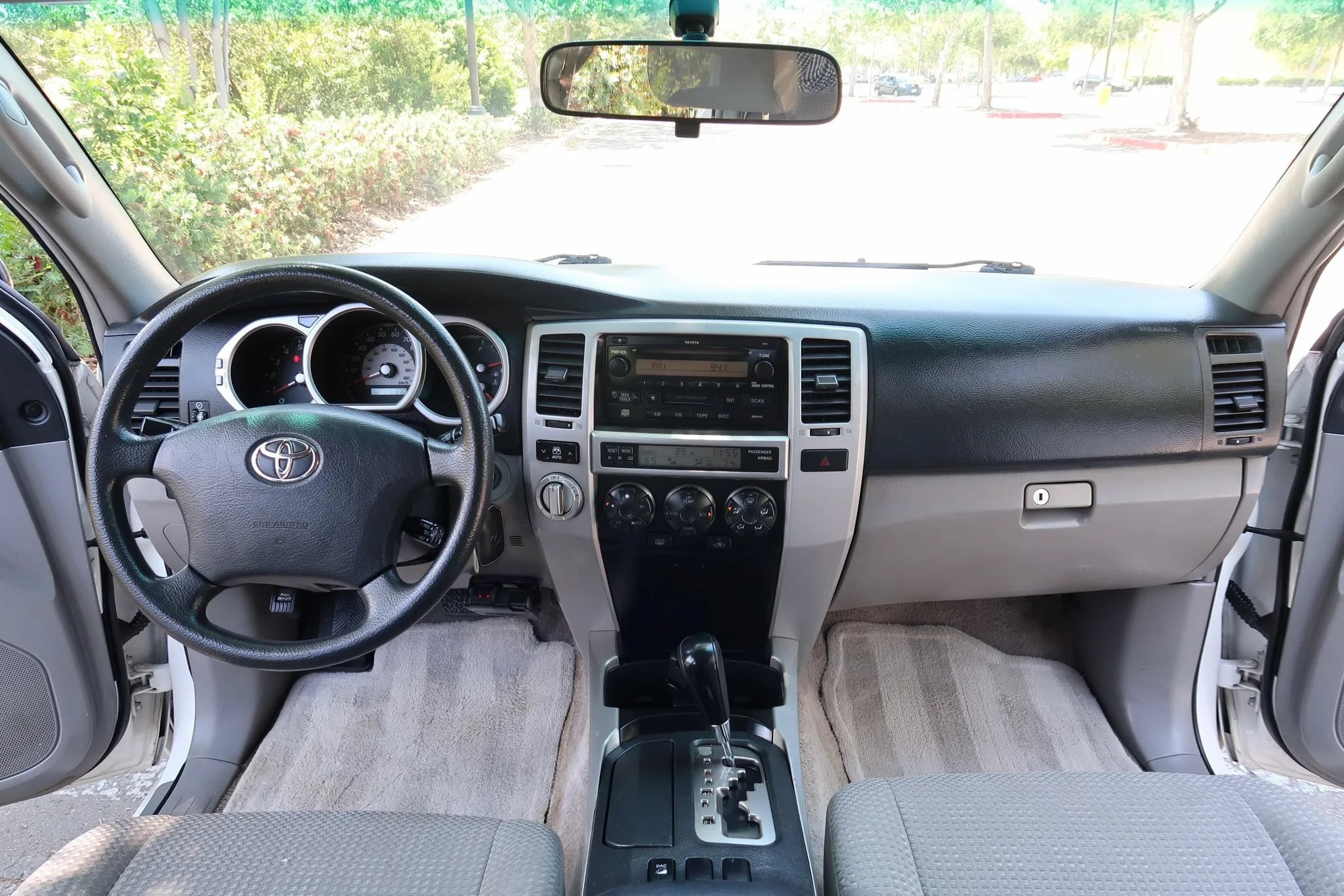 Used 2005 Toyota 4Runner Sport AWD/4WD image 33