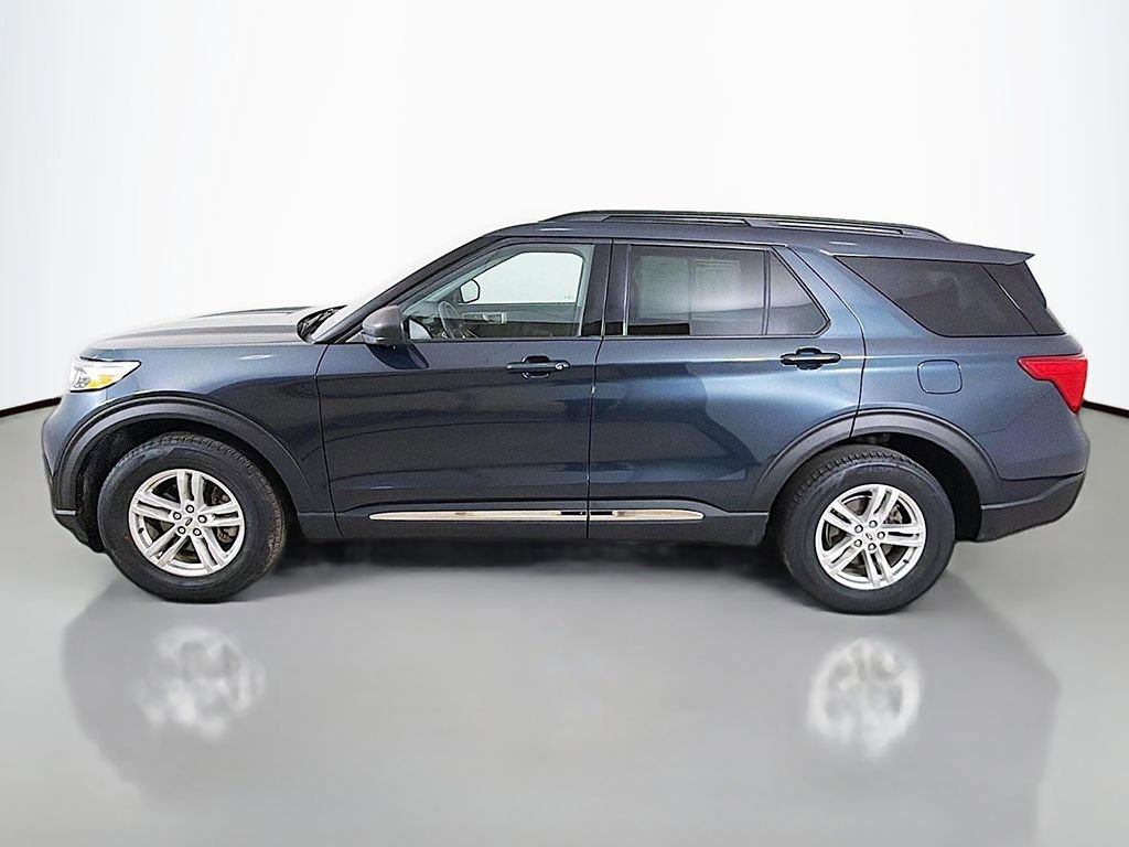 Used 2023 Ford Explorer XLT w/ Equipment Group 202A image 12