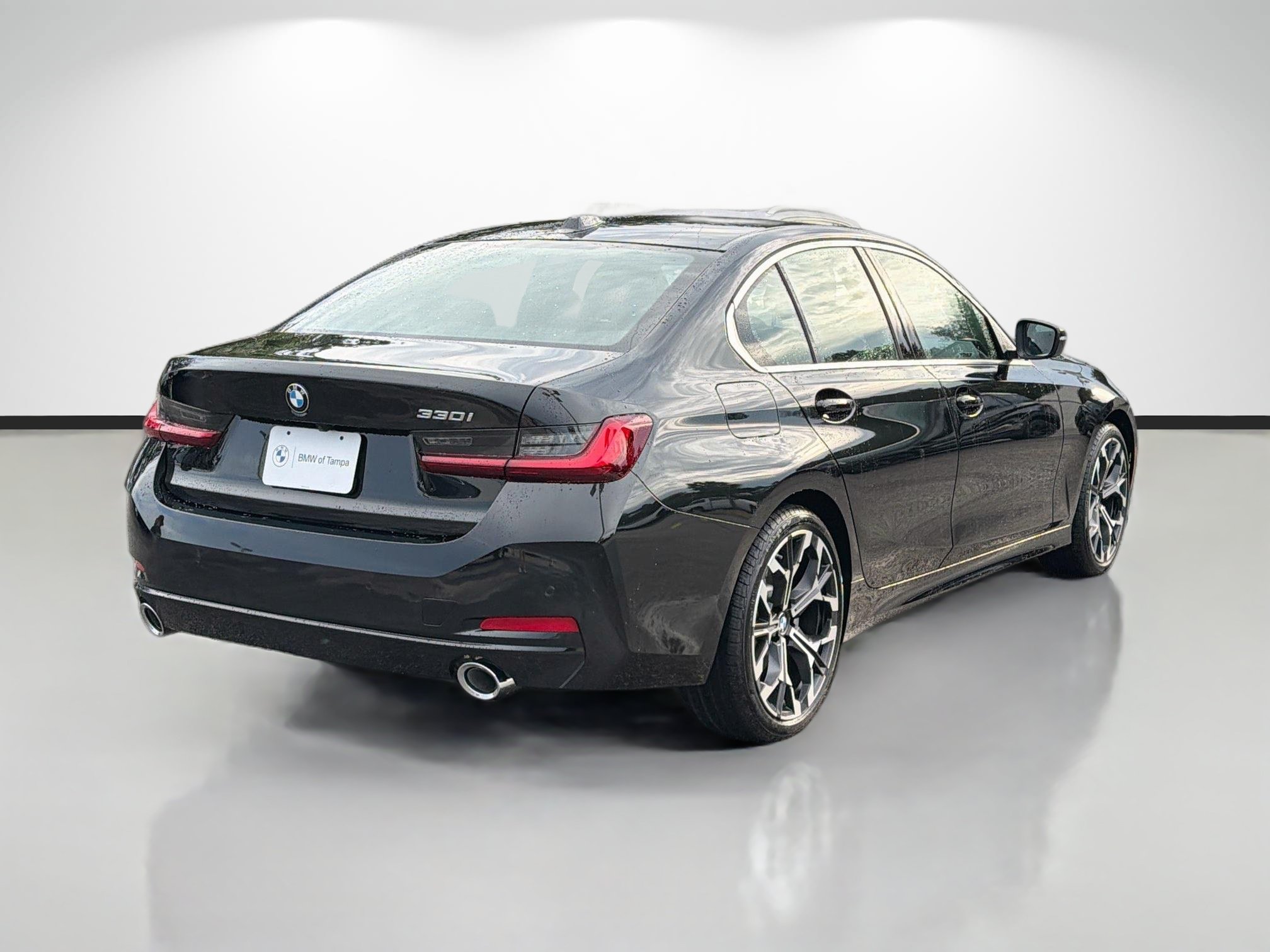 New 2026 BMW 330i Sedan w/ Convenience Package RWD image 3