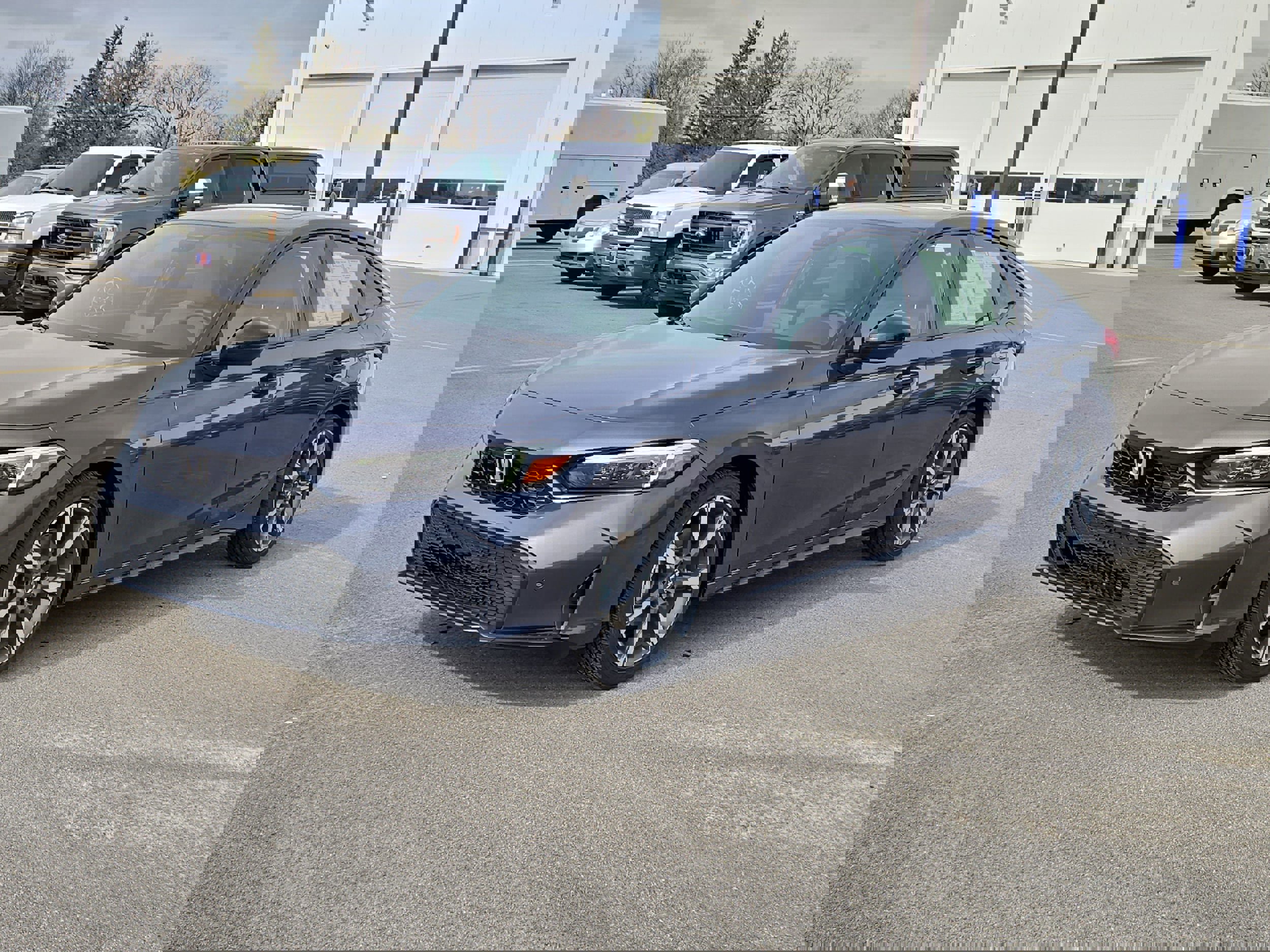 Used 2025 Honda Civic Sport Touring image 2