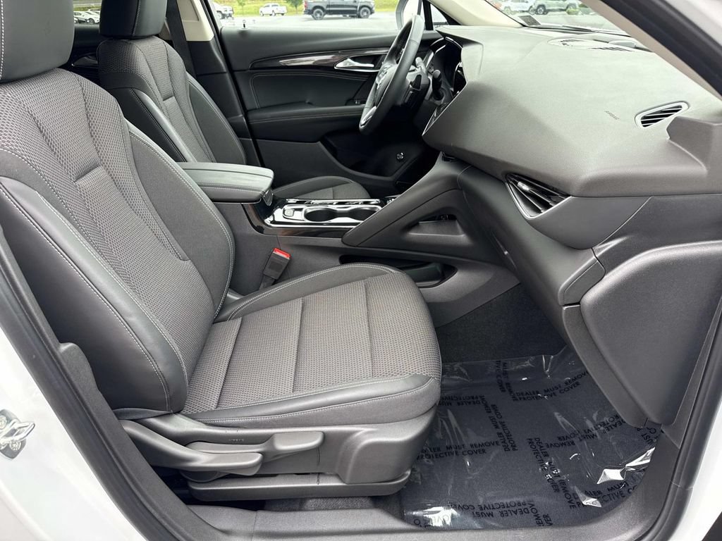 Used 2022 Buick Envision Preferred FWD image 20