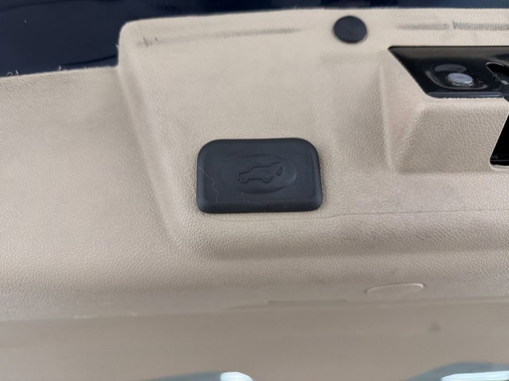 Used 2011 Buick Enclave CXL w/ Trailering Provision Package image 26