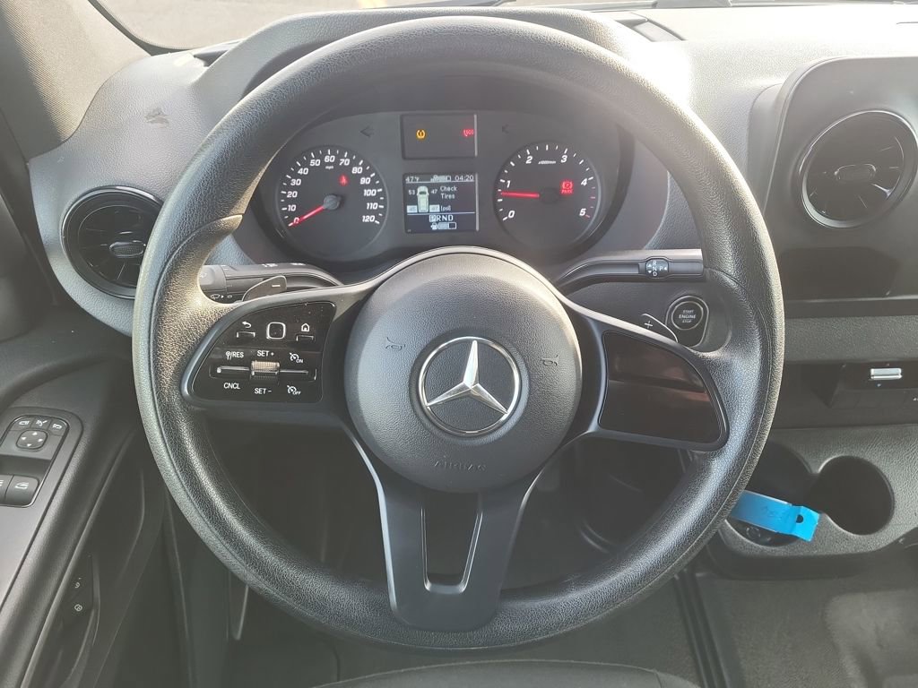 Used 2020 Mercedes-Benz Sprinter 2500 image 19