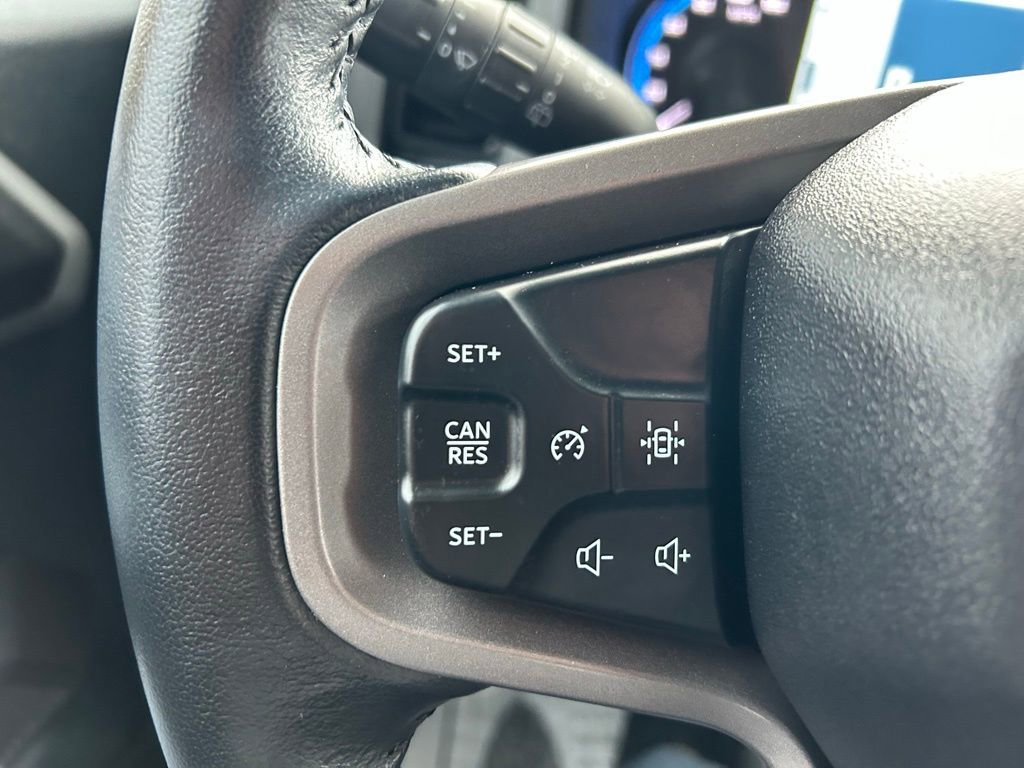 Certified 2024 Ford Bronco Black Diamond image 18