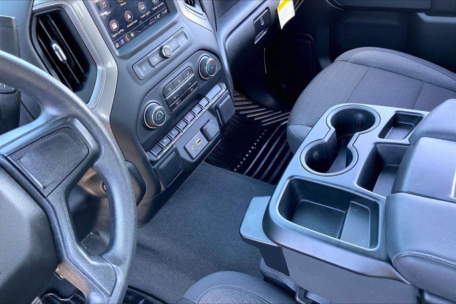 Used 2025 Chevrolet Silverado 1500 Custom RWD image 16
