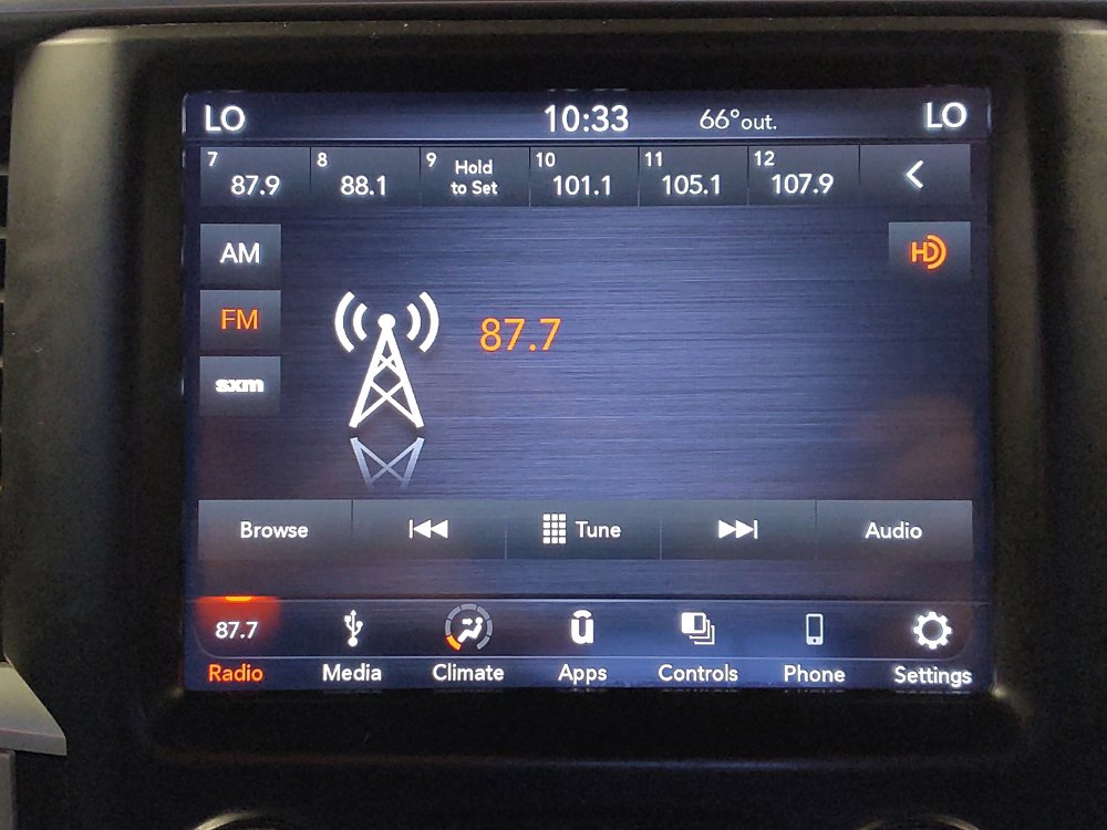 Used 2019 RAM 1500 Classic SLT w/ Luxury Group RWD image 25